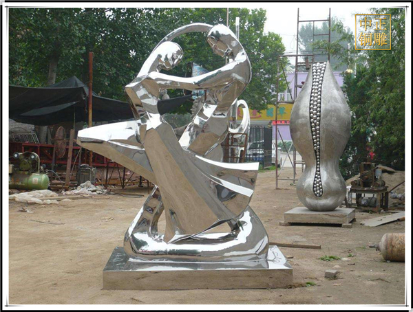 舞蹈不銹鋼雕塑.jpg 舞蹈不銹鋼雕塑.jpg