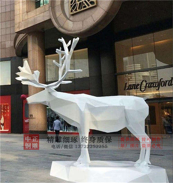 商場玻璃鋼雕塑.jpg 商場玻璃鋼雕塑.jpg