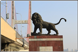 大型青銅獅子 大型青銅獅子